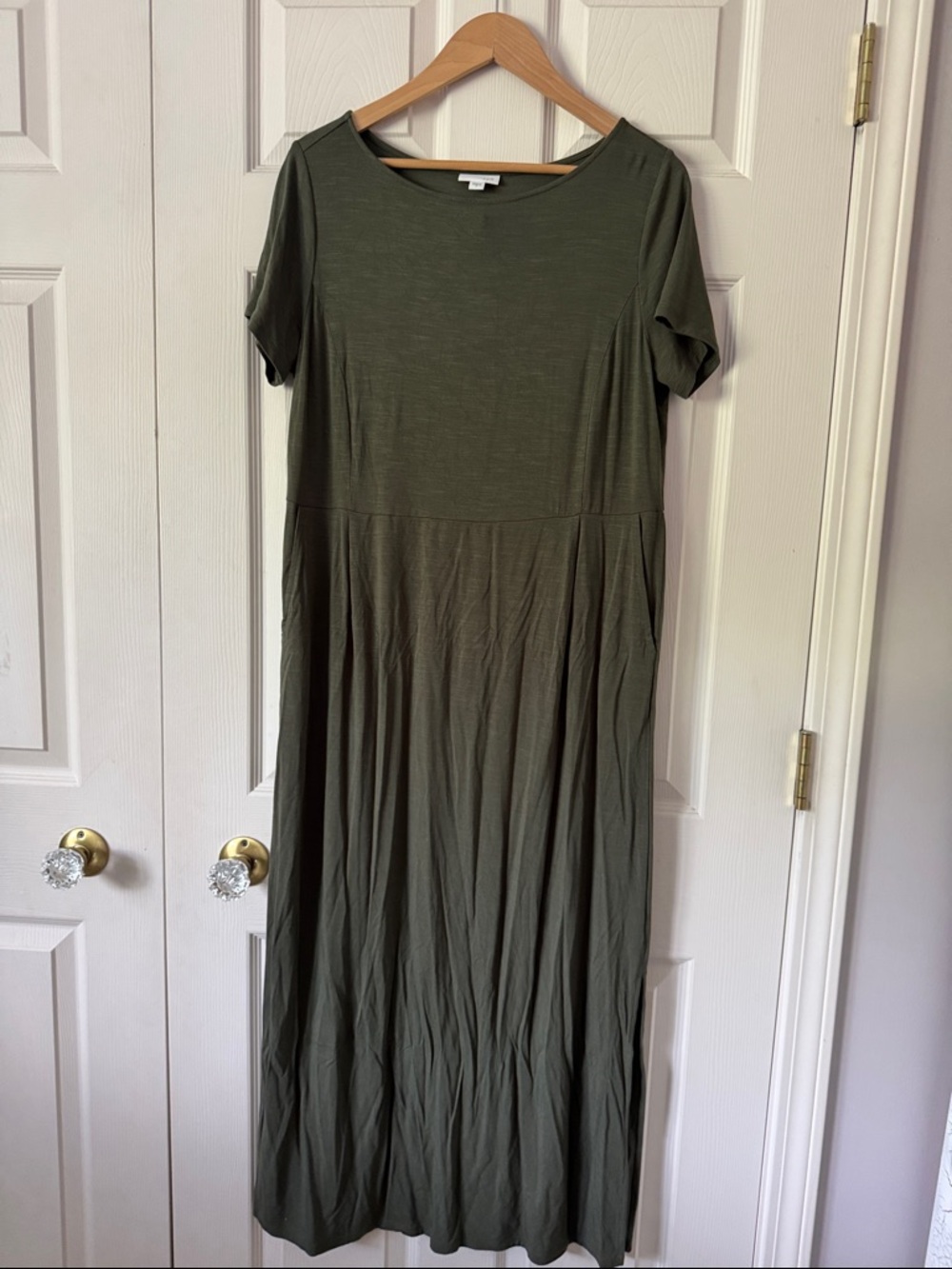 J. Jill Olive Green Short-Sleeve Maxi Dress
